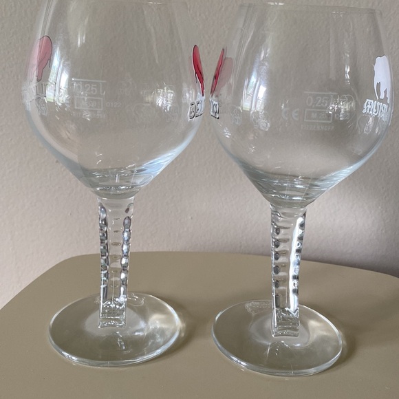 pair of Delirium elephant glasses - Picture 5 of 5